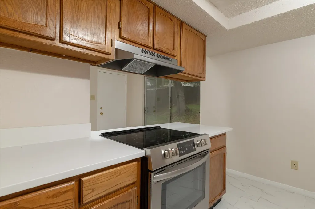 6410 Springfield Drive Arlington TX 76016
