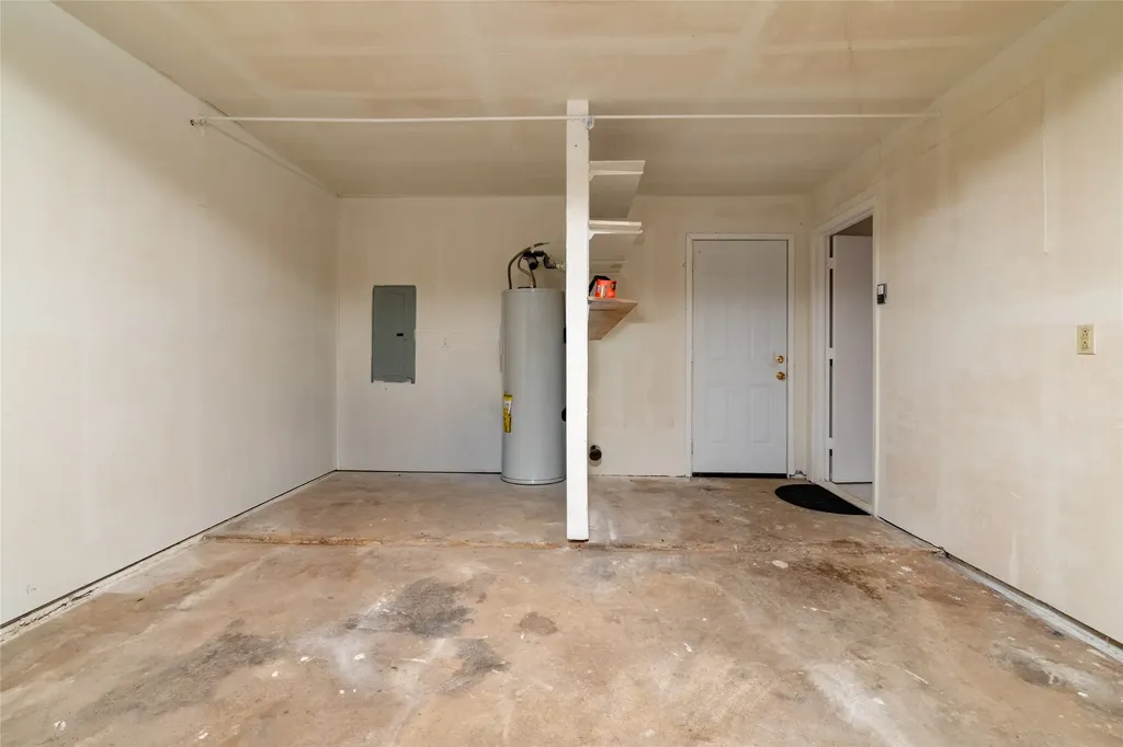6410 Springfield Drive Arlington TX 76016