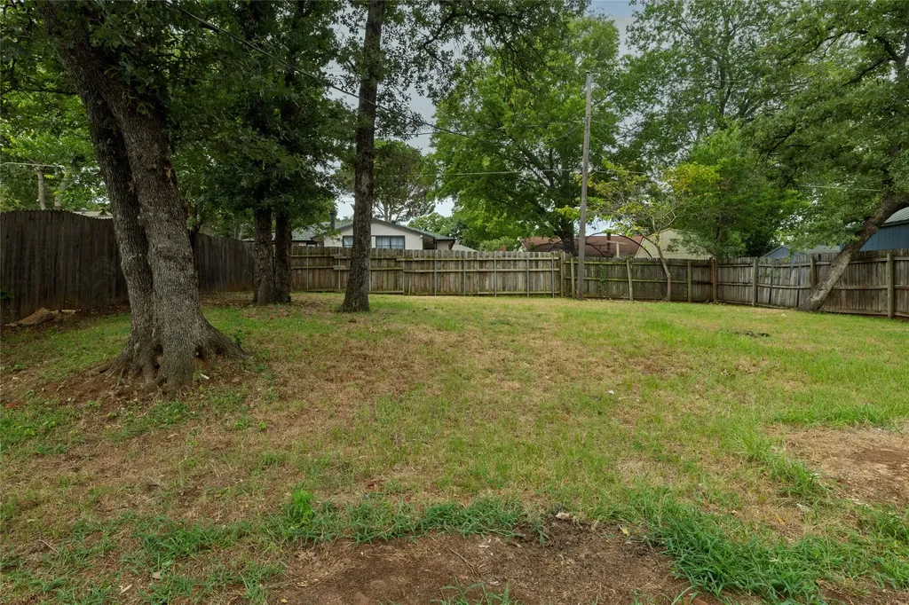6410 Springfield Drive Arlington TX 76016