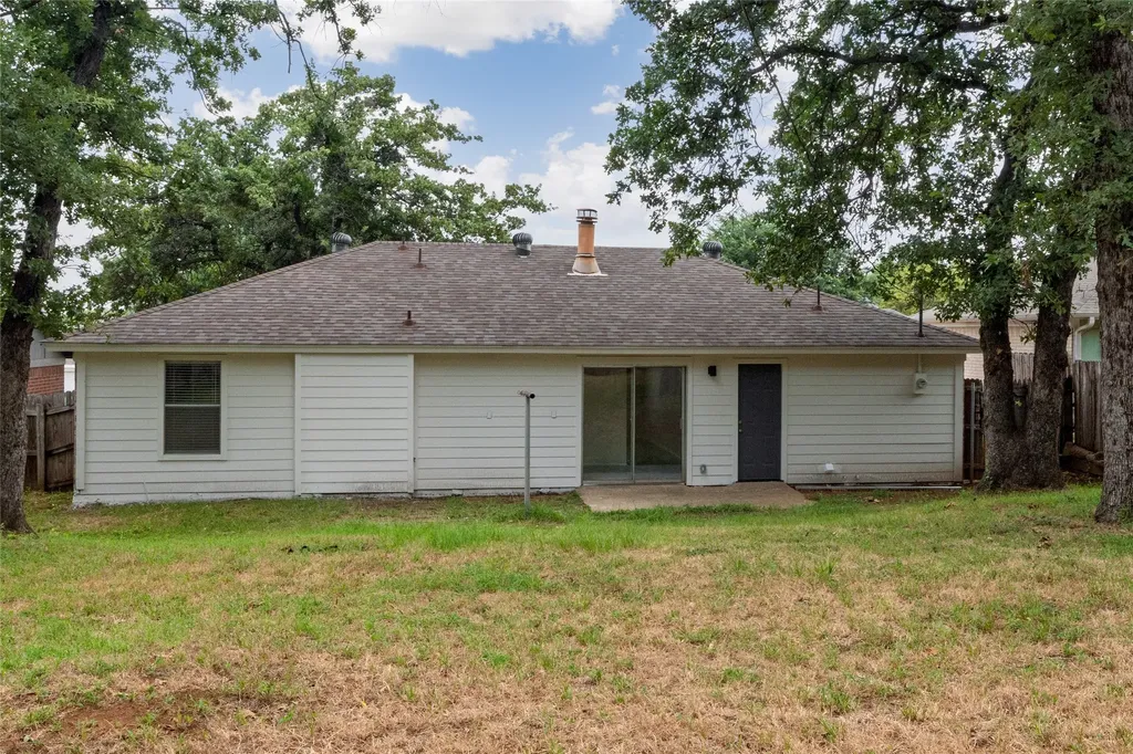 6410 Springfield Drive Arlington TX 76016