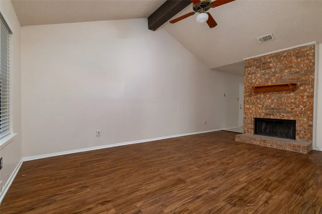 6410 Springfield Drive Arlington TX 76016