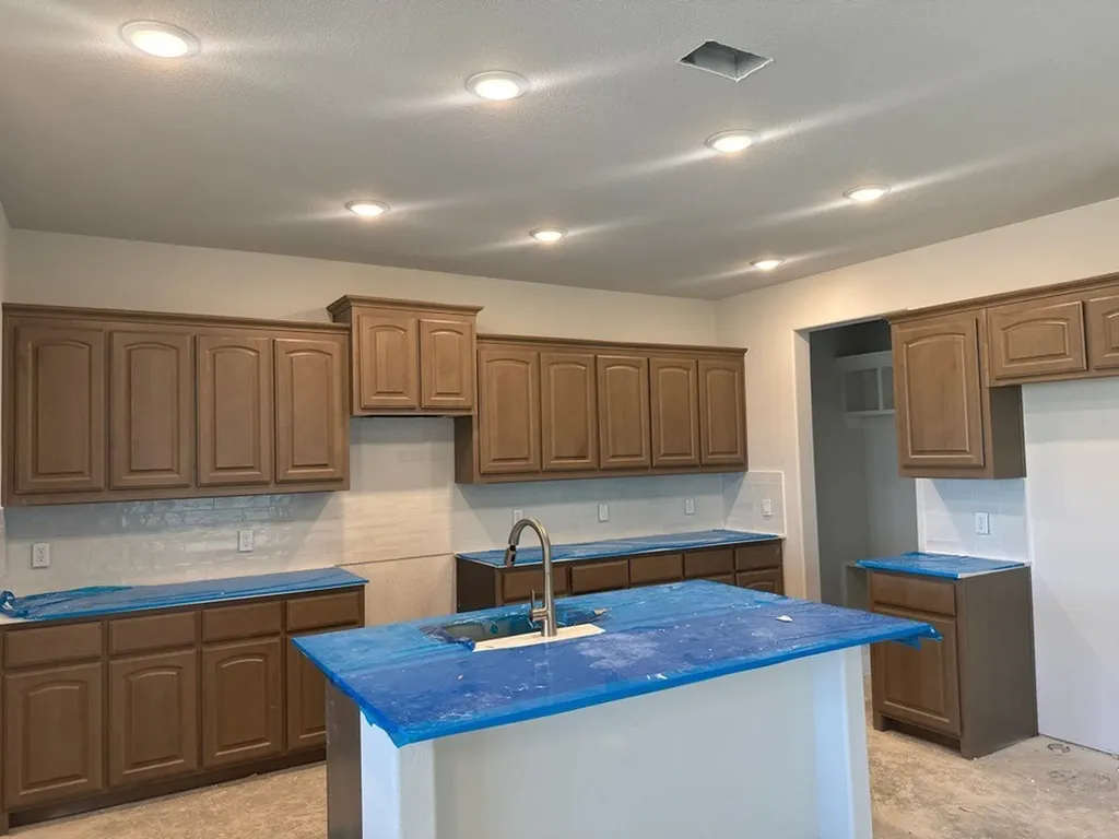 1337 Frio Drive Springtown TX 76082