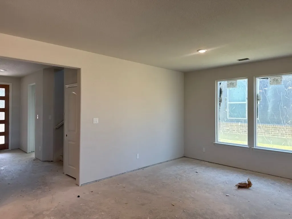 1337 Frio Drive Springtown TX 76082