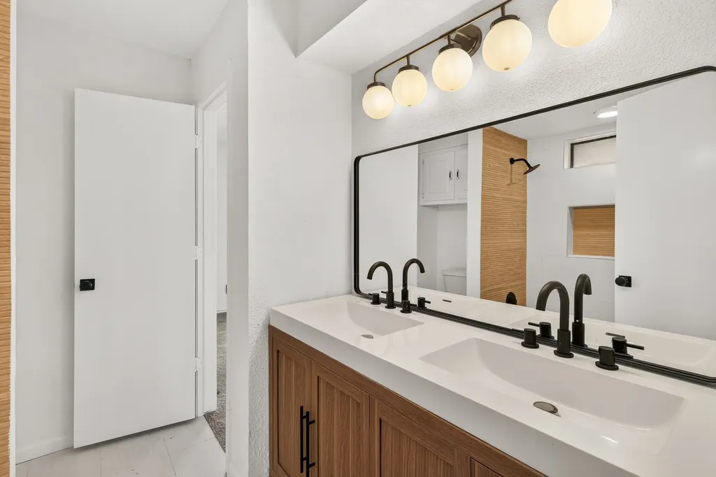 1724 Cordoba Court Plano TX 75074