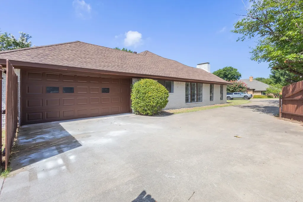 1724 Cordoba Court Plano TX 75074