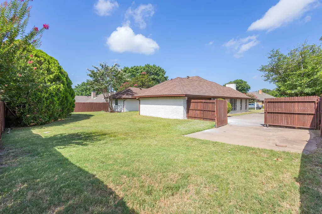 1724 Cordoba Court Plano TX 75074