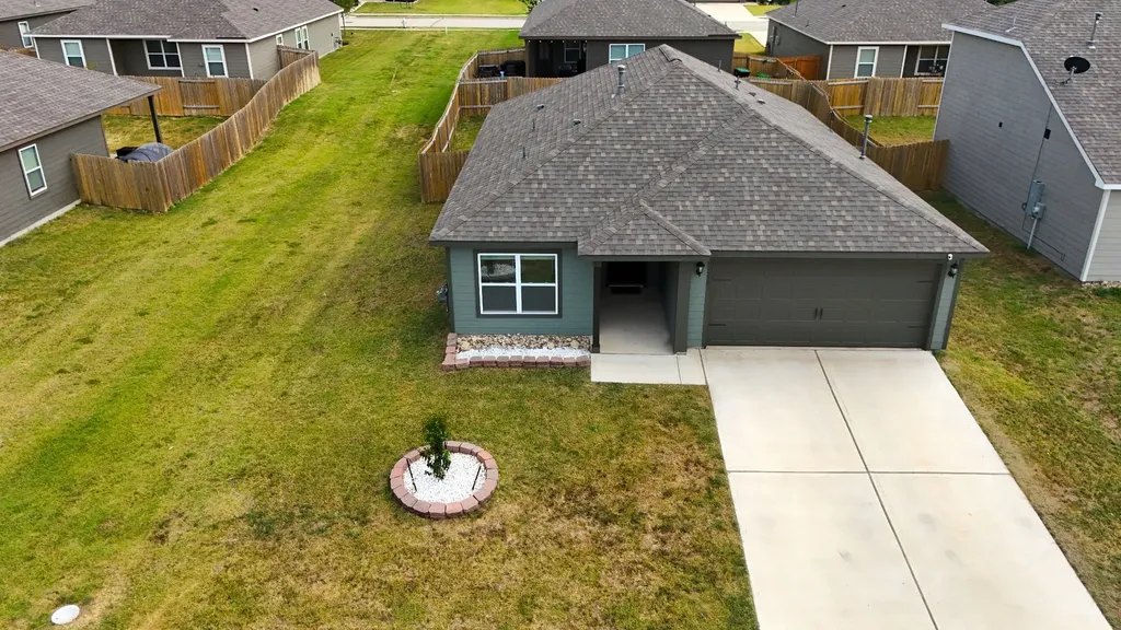 2405 Stillwater Drive Ponder TX 76259