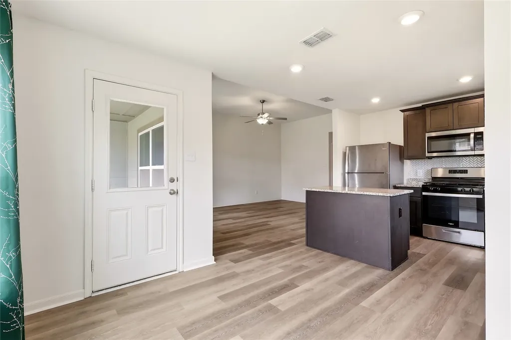 2405 Stillwater Drive Ponder TX 76259