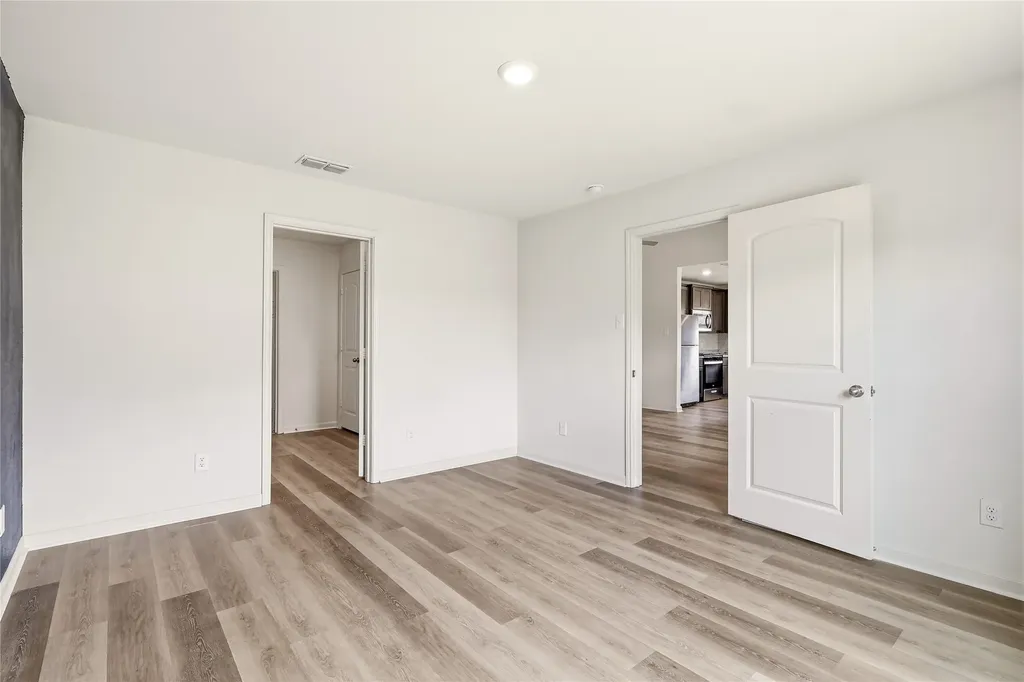 2405 Stillwater Drive Ponder TX 76259