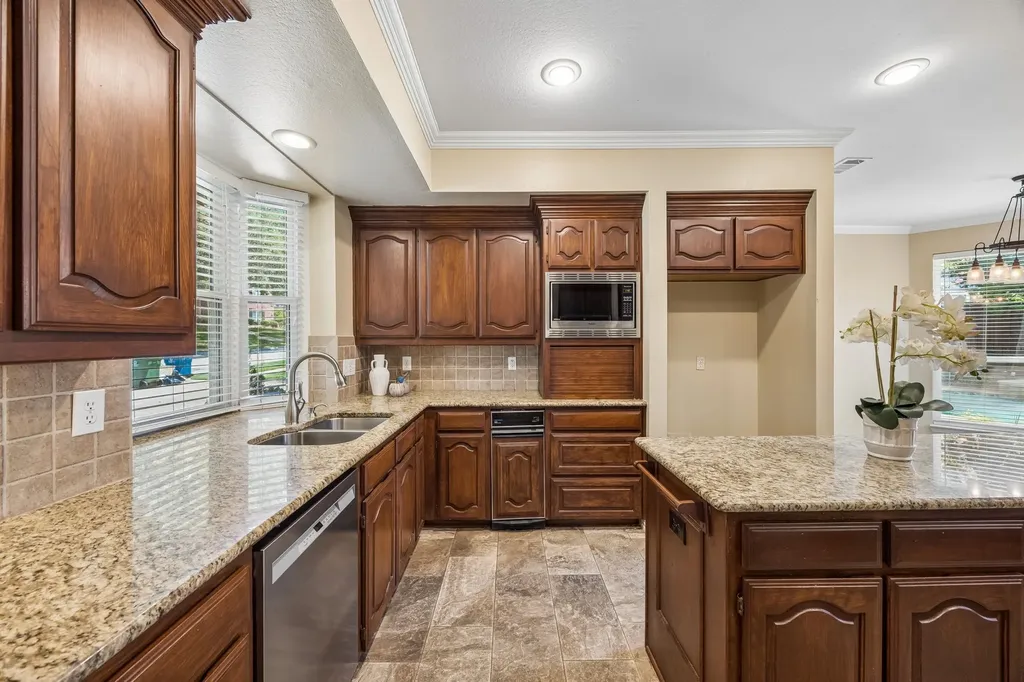 2020 Kipling Drive Flower Mound TX 75022