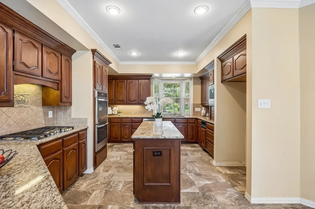 2020 Kipling Drive Flower Mound TX 75022