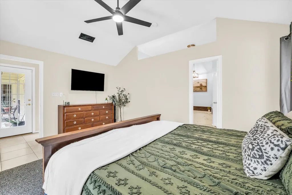 907 Dogwood Street Robinson TX 76706