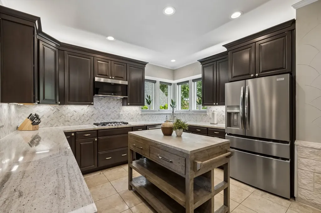 5706 Buffridge Trail Dallas TX 75252
