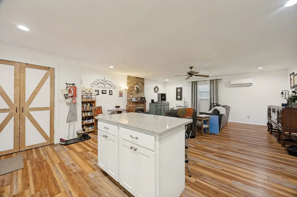402 Jones Street Tom Bean TX 75489