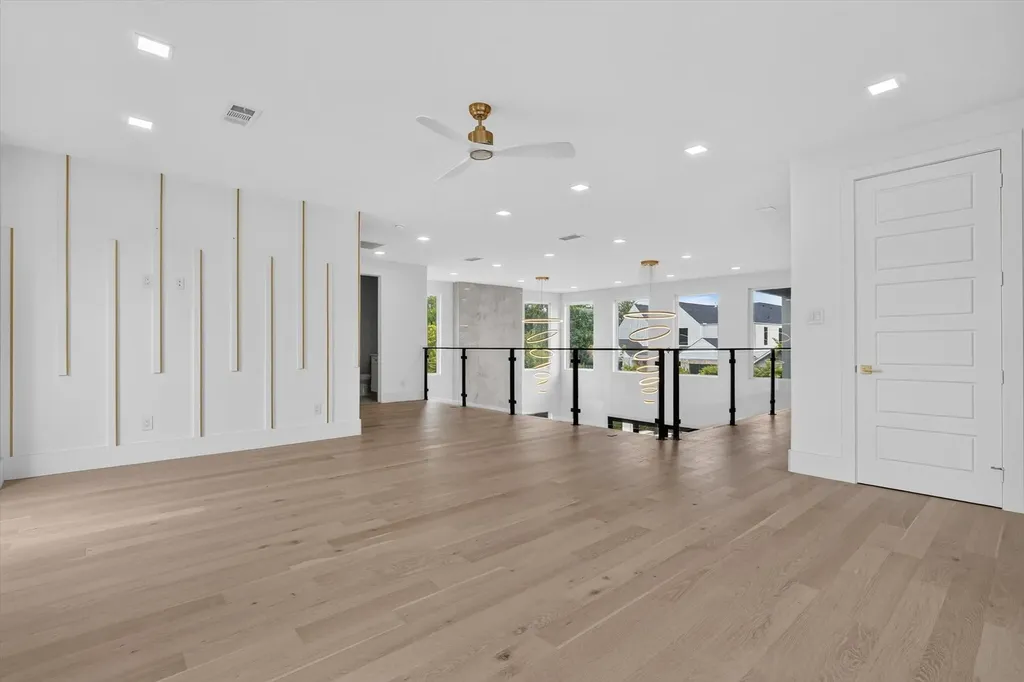 3819 Wemdon Drive Dallas TX 75220