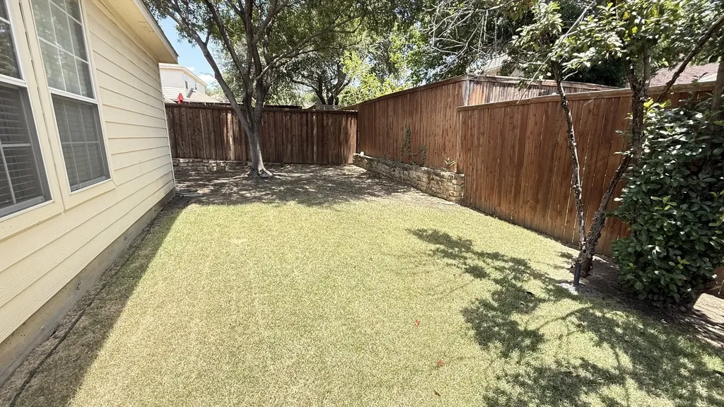9816 Hickory Hollow Lane Irving TX 75063