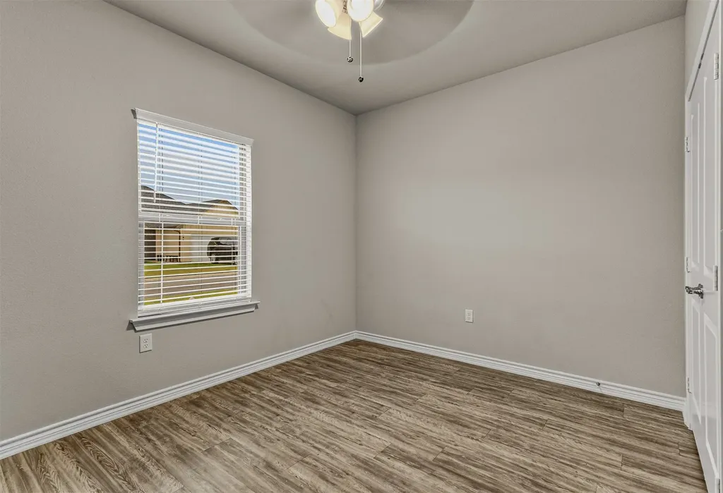 350 Preston Road Mabank TX 75147