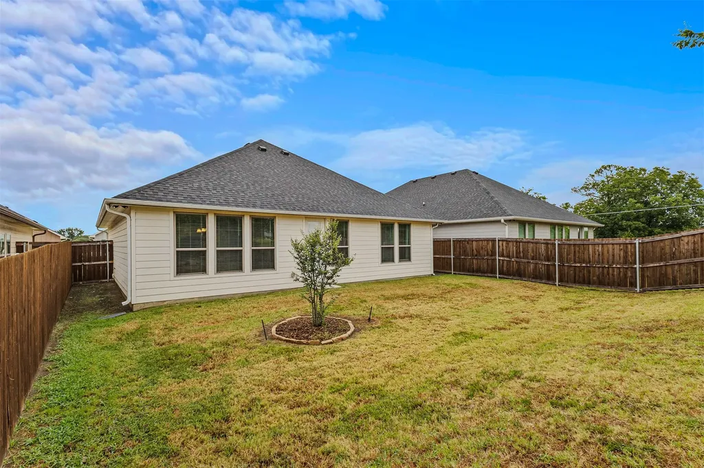 350 Preston Road Mabank TX 75147