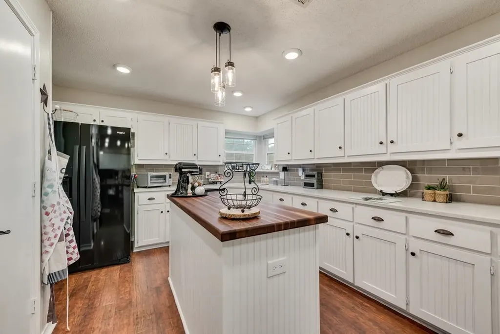 602 Creek View Circle Ovilla TX 75154