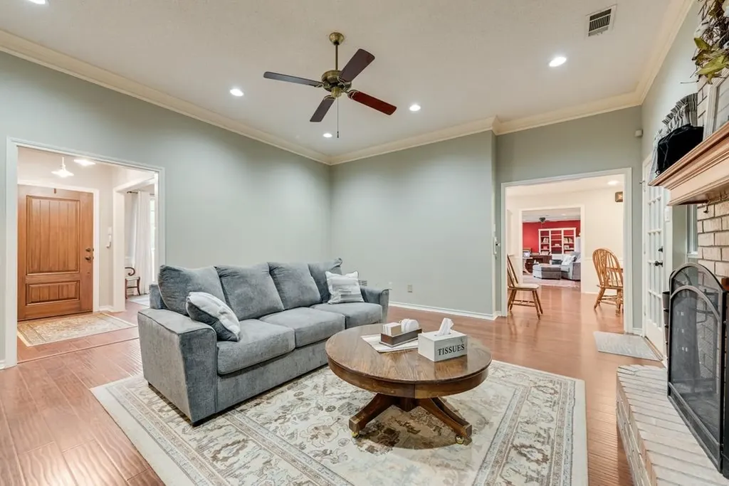 602 Creek View Circle Ovilla TX 75154