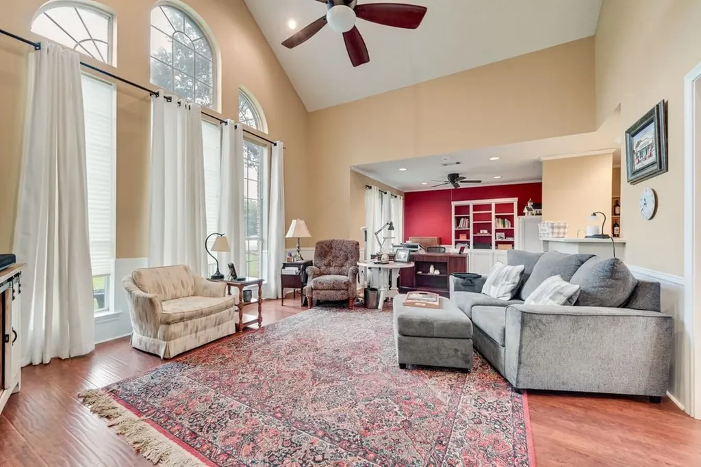 602 Creek View Circle Ovilla TX 75154