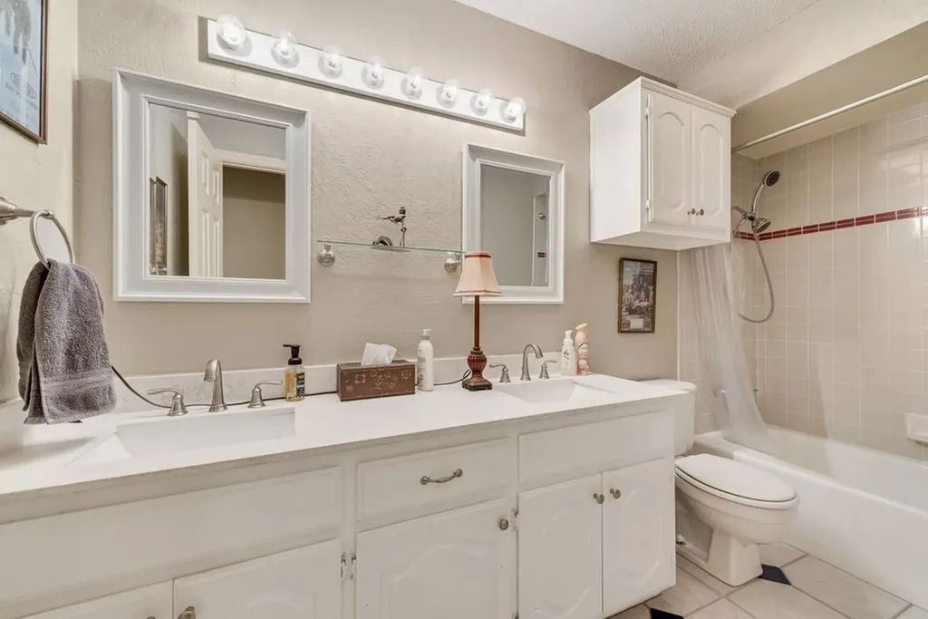 602 Creek View Circle Ovilla TX 75154