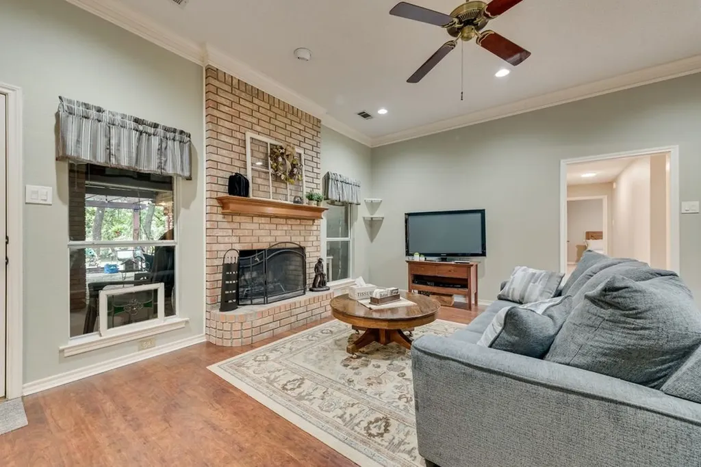 602 Creek View Circle Ovilla TX 75154