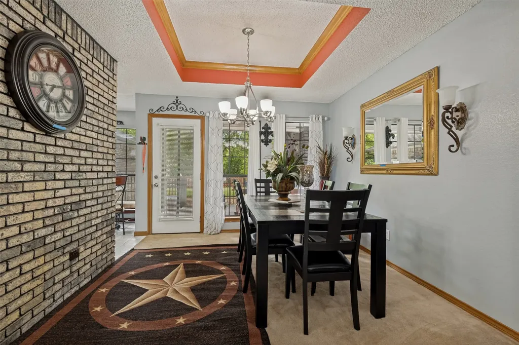 2904 Pitkin Drive Arlington TX 76006