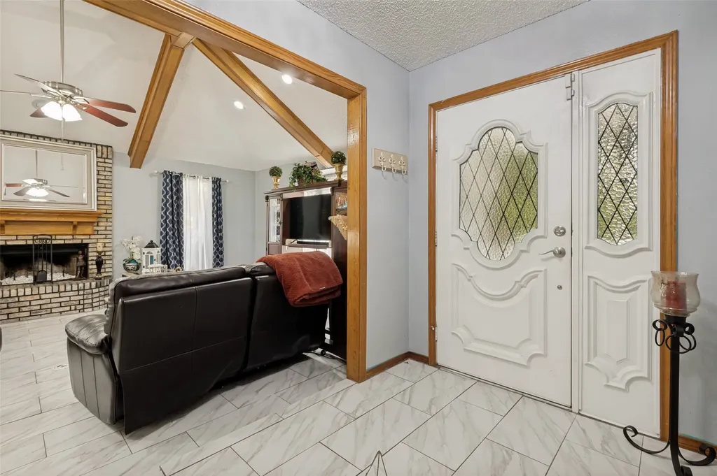 2904 Pitkin Drive Arlington TX 76006