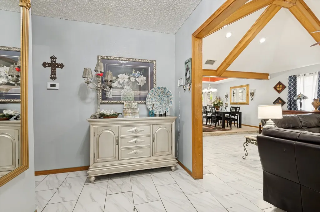 2904 Pitkin Drive Arlington TX 76006
