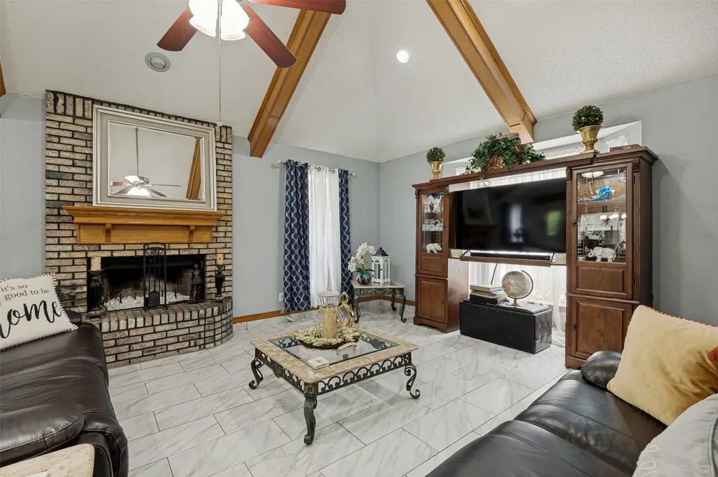 2904 Pitkin Drive Arlington TX 76006