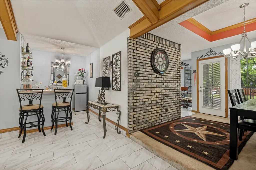 2904 Pitkin Drive Arlington TX 76006
