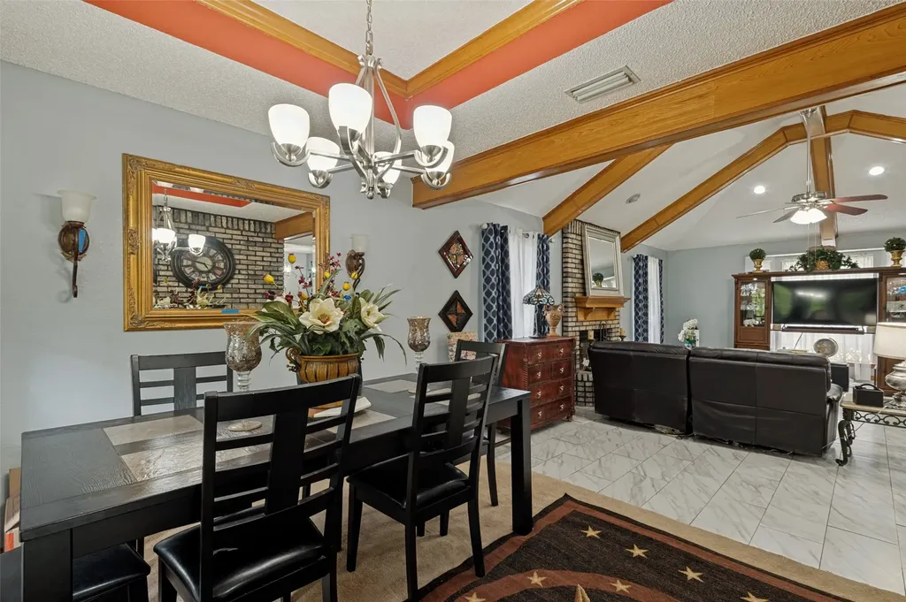 2904 Pitkin Drive Arlington TX 76006