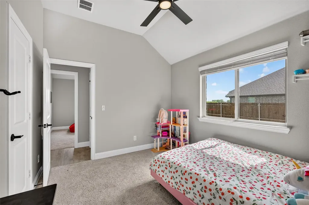 208 Shady Bank Way Nevada TX 75173