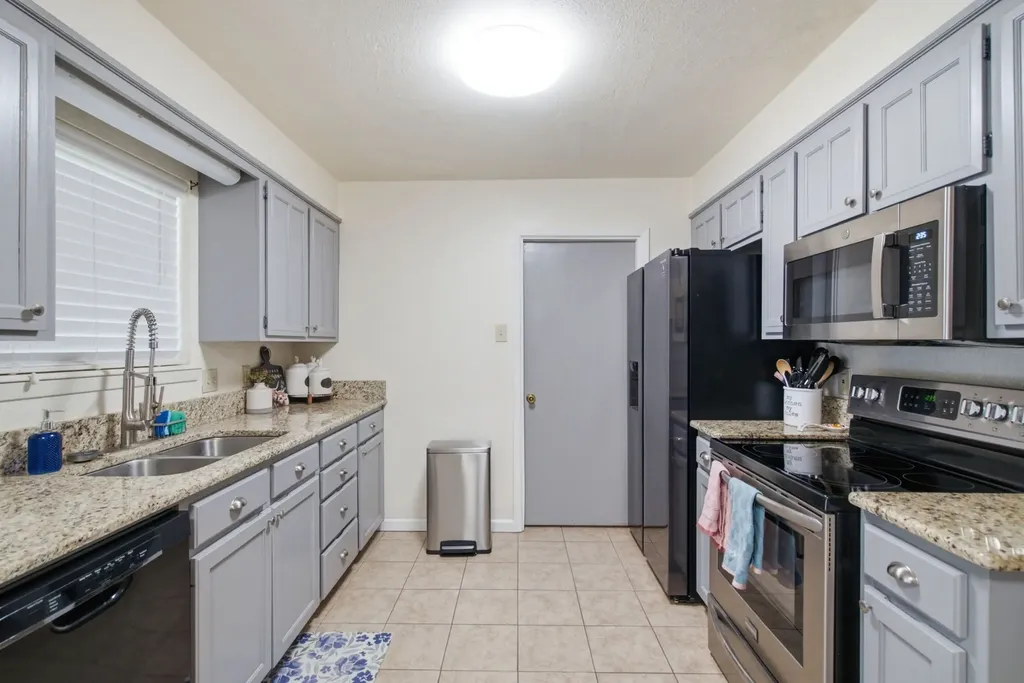 701 Van Winkle Street Weatherford TX 76086