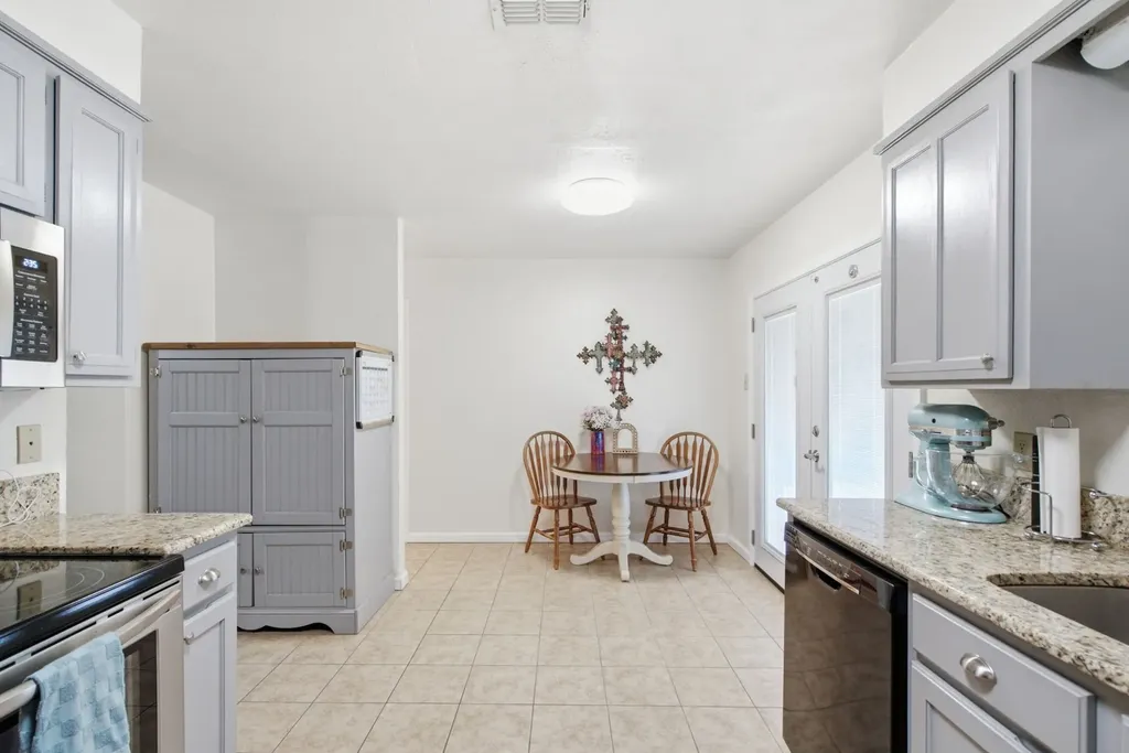 701 Van Winkle Street Weatherford TX 76086