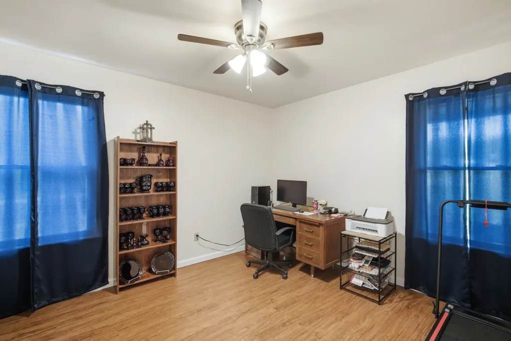 701 Van Winkle Street Weatherford TX 76086