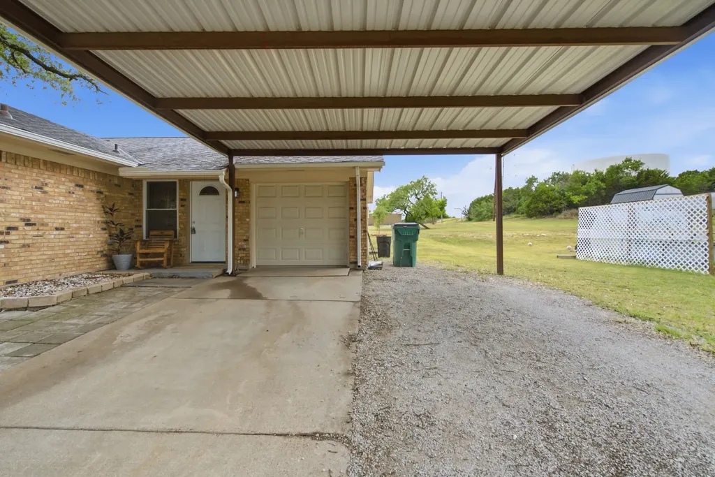 701 Van Winkle Street Weatherford TX 76086