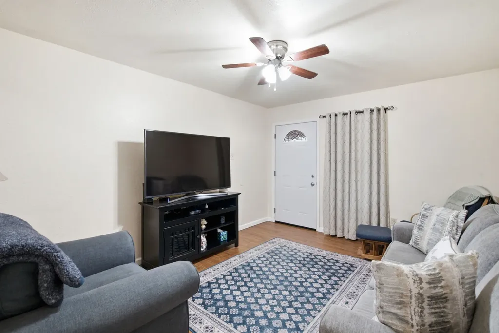 701 Van Winkle Street Weatherford TX 76086