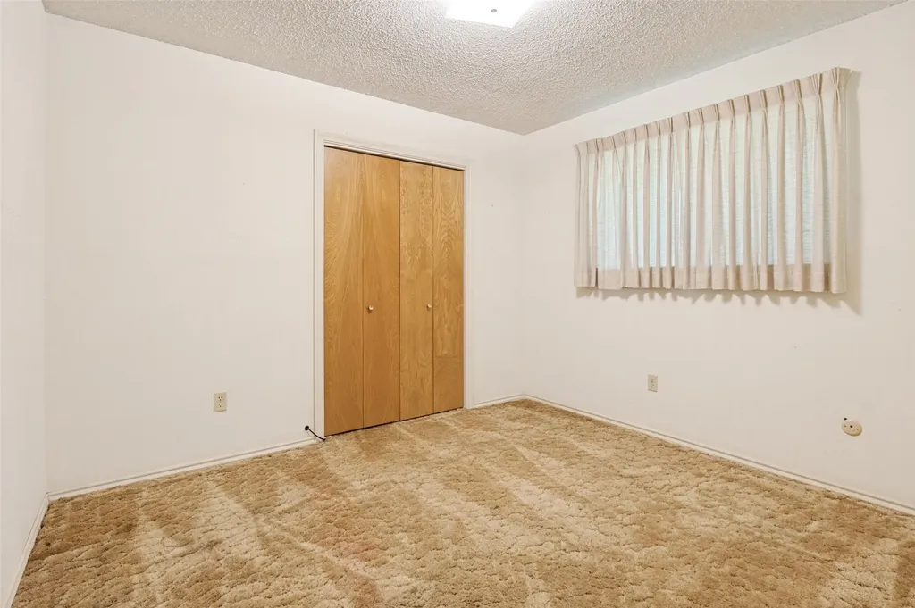 3701 Ashbury Lane Bedford TX 76021