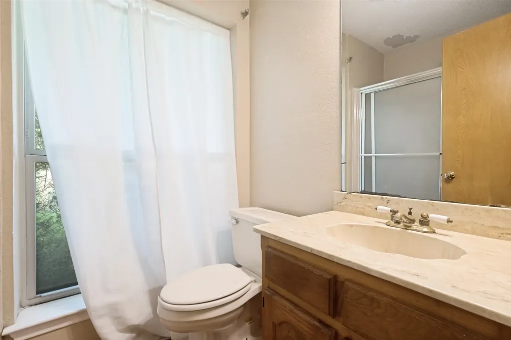 3701 Ashbury Lane Bedford TX 76021