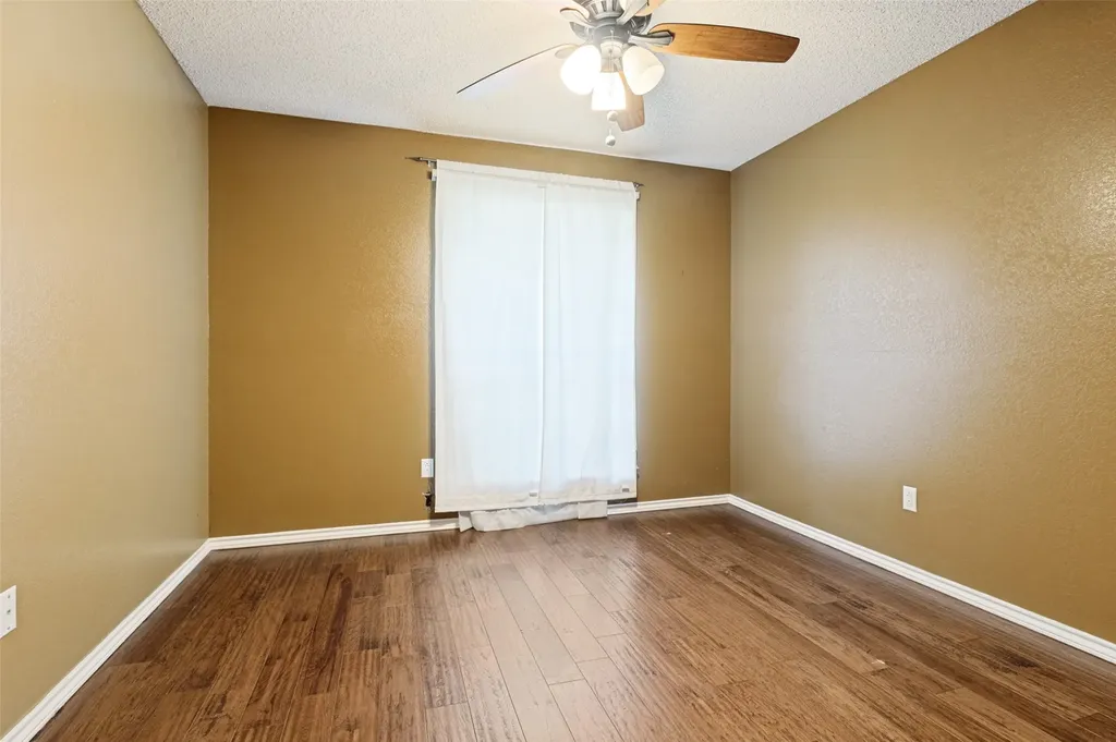 3701 Ashbury Lane Bedford TX 76021
