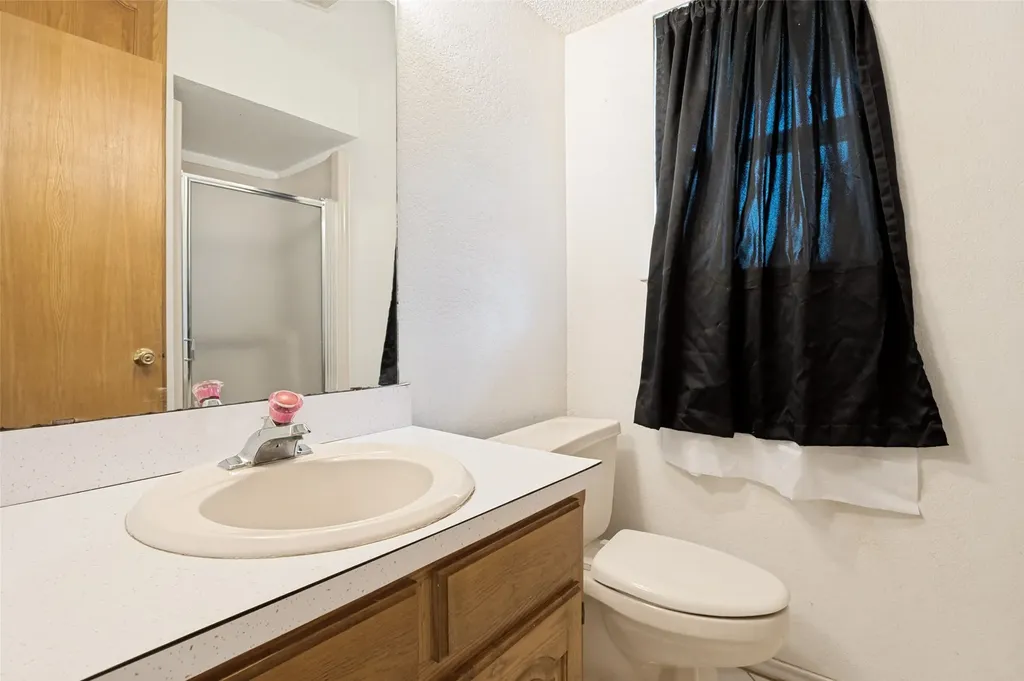 3701 Ashbury Lane Bedford TX 76021