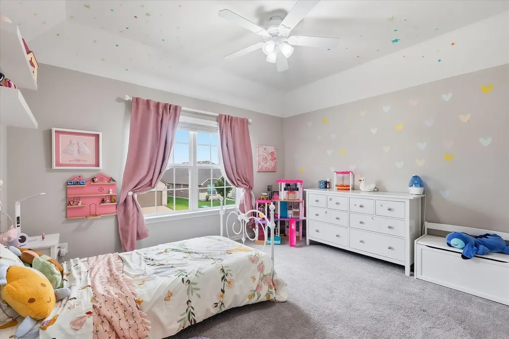 825 Crest Breeze Drive Fort Worth TX 76052