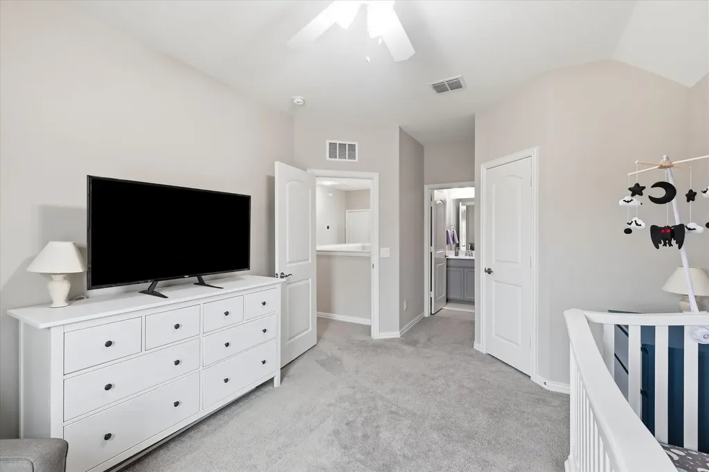 825 Crest Breeze Drive Fort Worth TX 76052