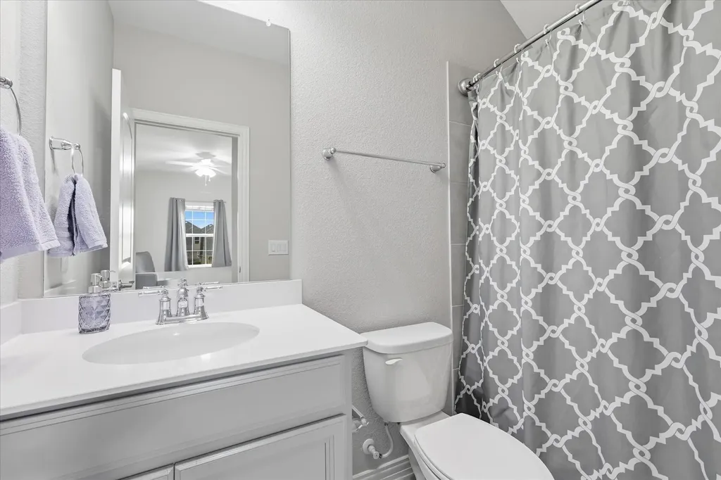 825 Crest Breeze Drive Fort Worth TX 76052