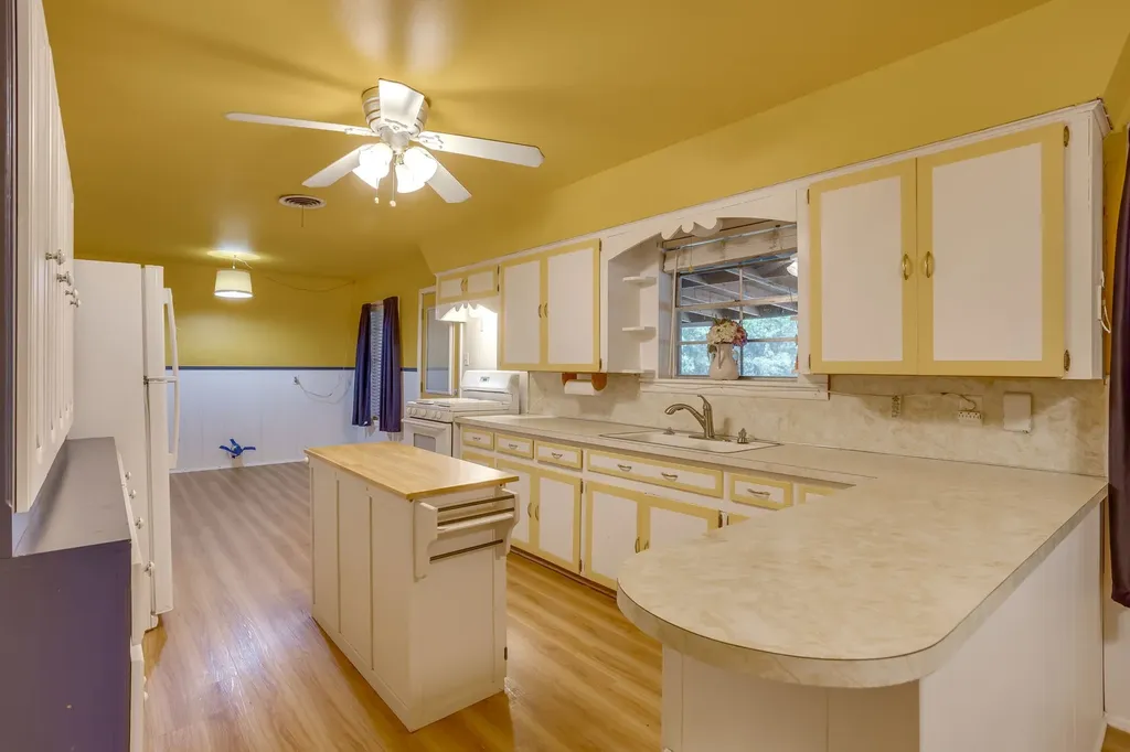 4536 County Road 806 Cleburne TX 76031