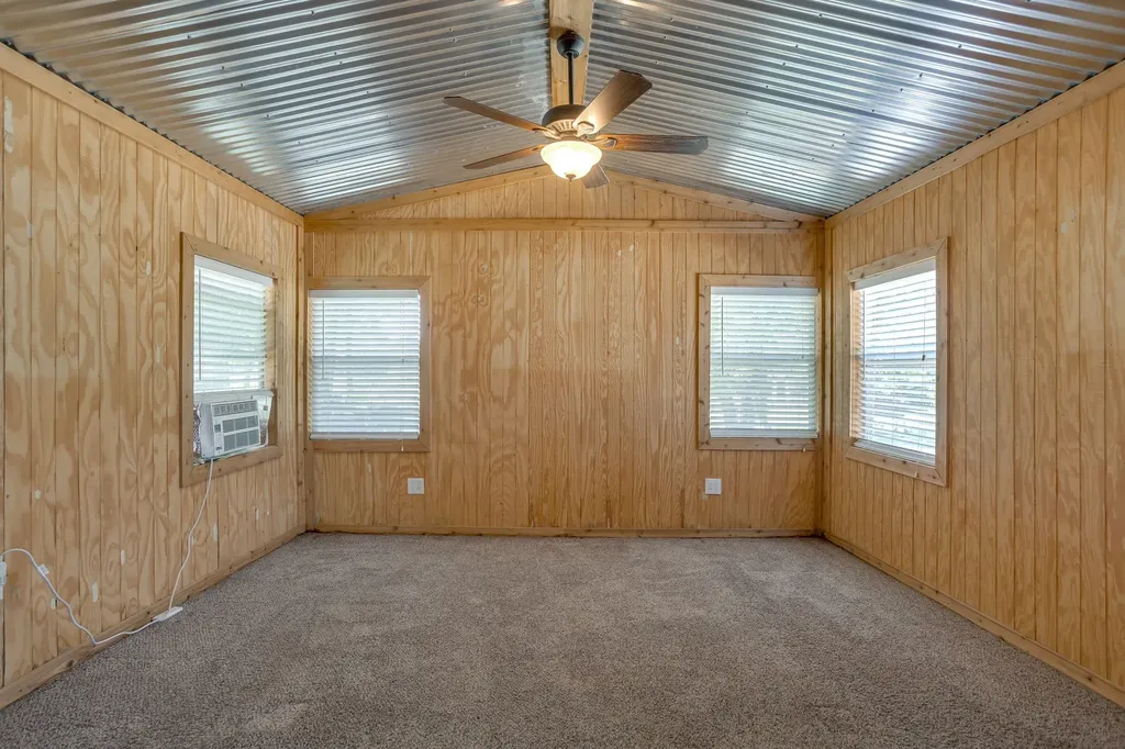 4536 County Road 806 Cleburne TX 76031