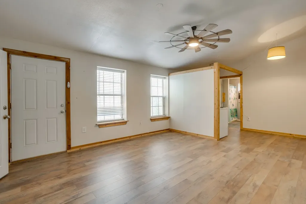4536 County Road 806 Cleburne TX 76031