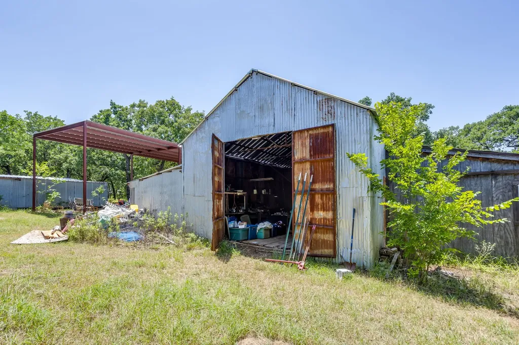 4536 County Road 806 Cleburne TX 76031